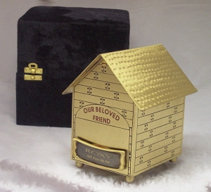 883 Dog House Brushed Brass with Hammered Roof